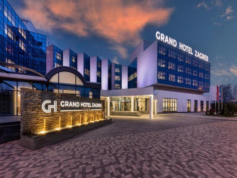 Grand Hotel Zagreb 4*