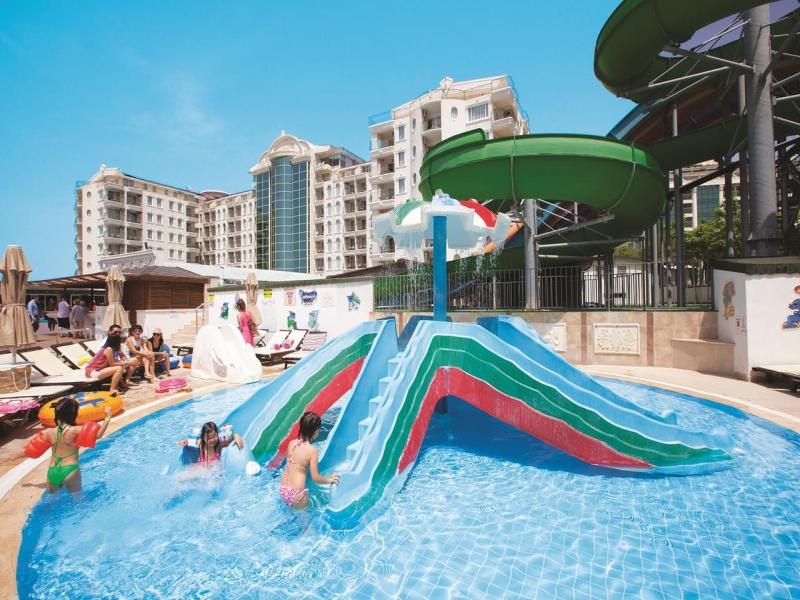 През Май месец в Дидим в хотел Didim Beach Elegance 5*