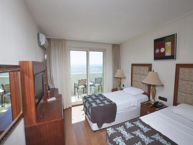 През Май месец в Дидим в хотел Didim Beach Elegance 5*