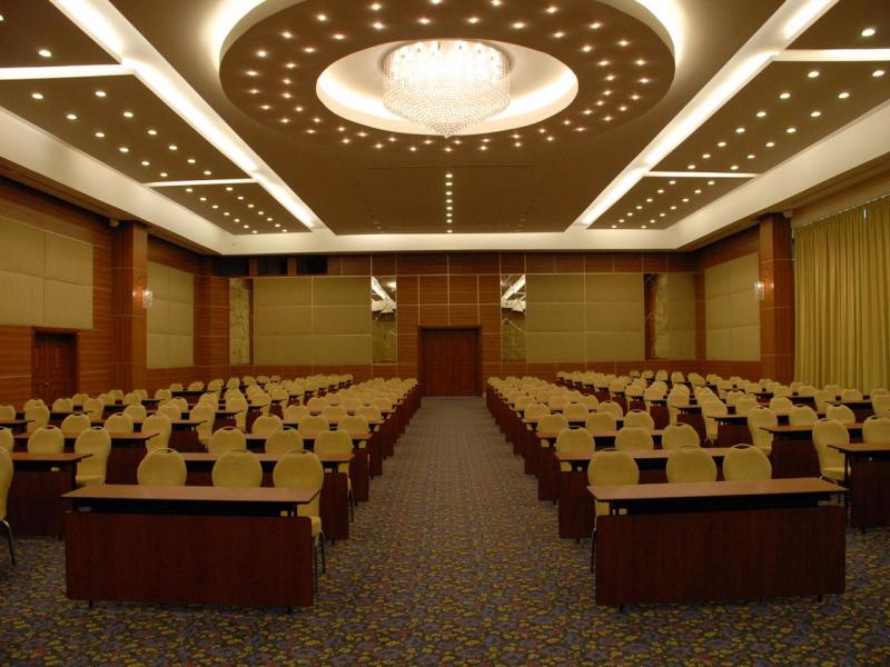 Лятно предложение в Хотел Sea Light Resort 5* в Кушадасъ