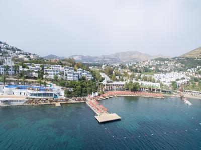 Майски празници в Бодрум - Хотел KADIKALE RESORT 5*