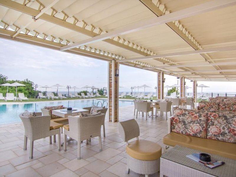 Ismaros Hotel