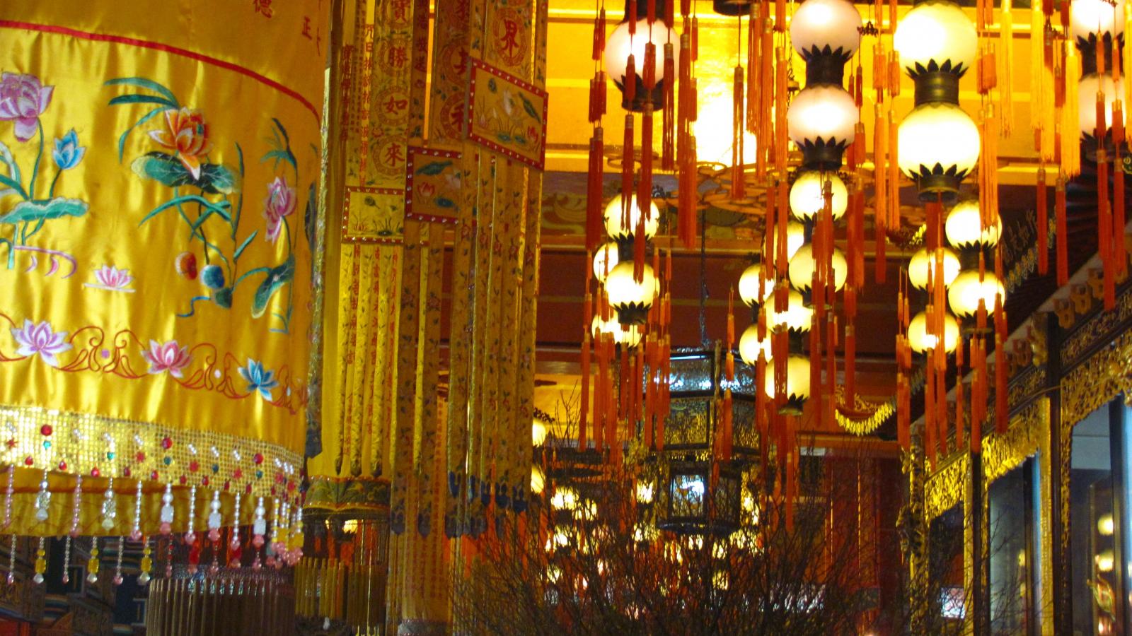 Познатите и непознати Виетнам, Камбоджа, Хонконг и Филипини с DARY TRAVEL
