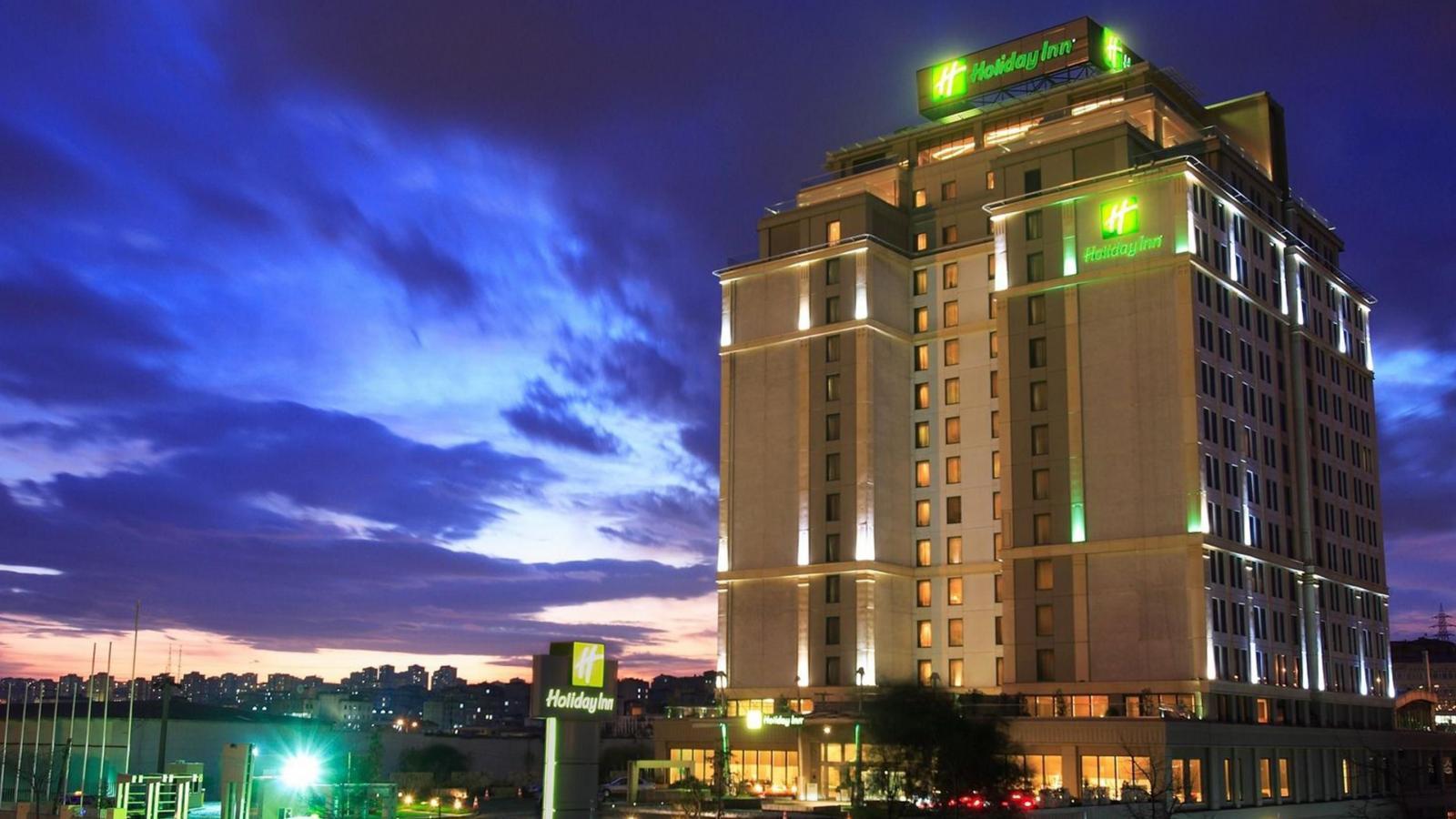 Хотел Holiday Inn 5*, Истанбул! 2 нощувки собствен транспорт