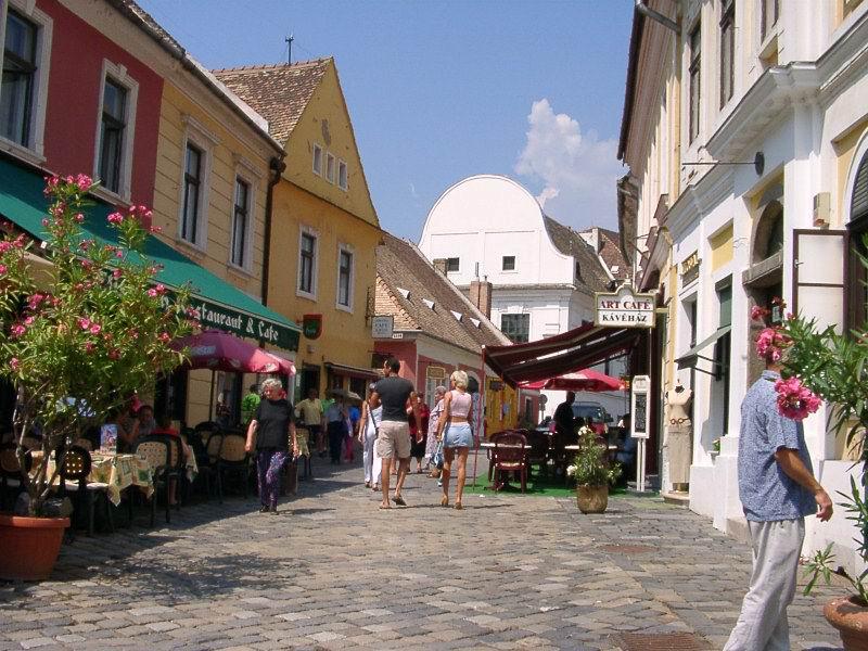 В ритъма на чардаша
