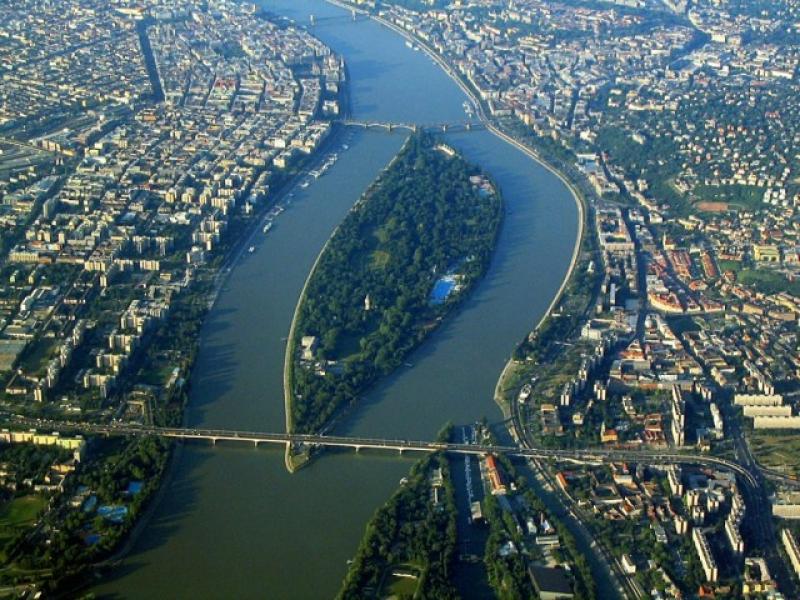 В ритъма на чардаша
